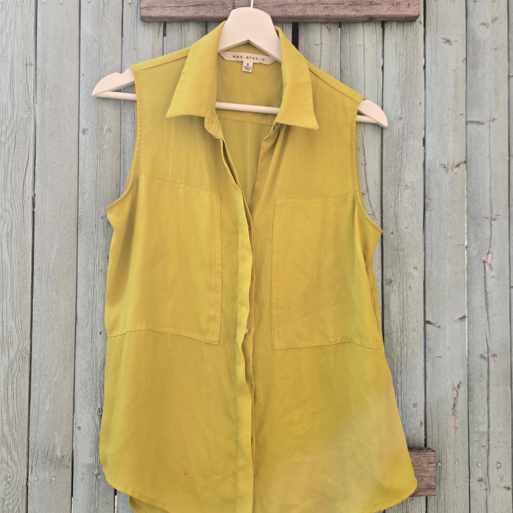 Max Studio Sleeveless Chartreuse Blouse – Lightweight Collared Size M